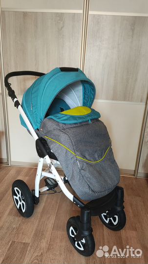 Продам детскую коляску 2 в 1