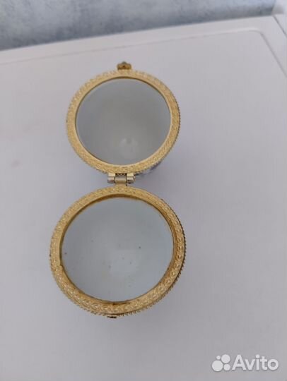 Фарфоровое яйцо