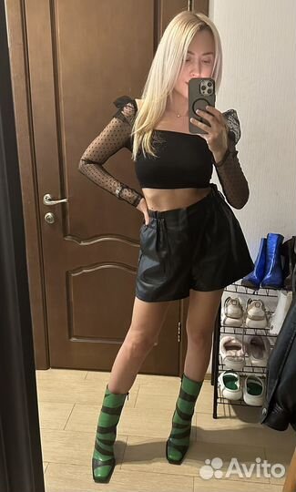 Шорты черные экокожа m