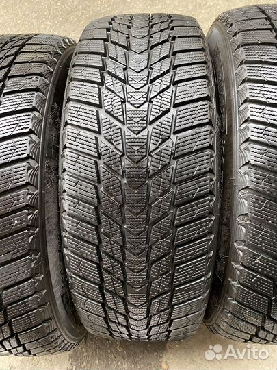 Hankook Winter I'Cept IZ2 205/65 R16