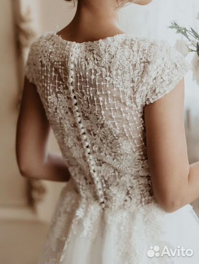 Платье свадебное