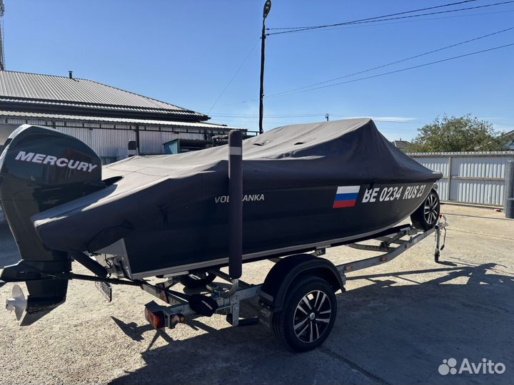 Моторная лодка