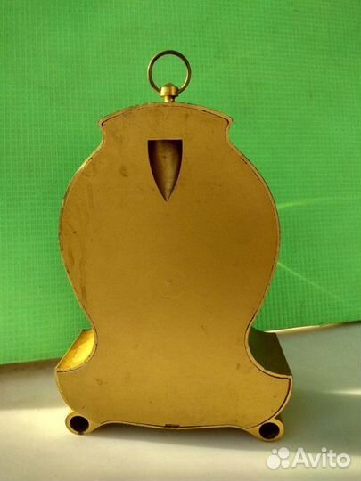 Канцтовары Часы настольные- работают