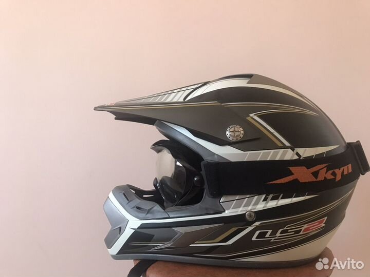 Кроссовый шлем LS2