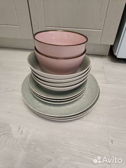 Набор столовой посуды (керамика)