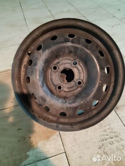 R14 American Classic American Classic 165/60, PCD 4x100 DIA 52