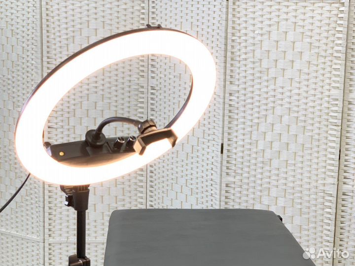 Кольцевые лампы + оборудование для салона красоты