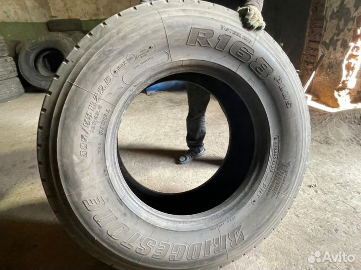 Грузовая шина бу 385 65 R22.5 Bridgestone