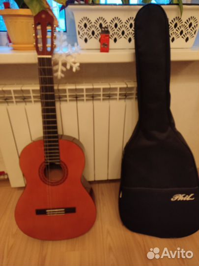 Классическая гитара бу