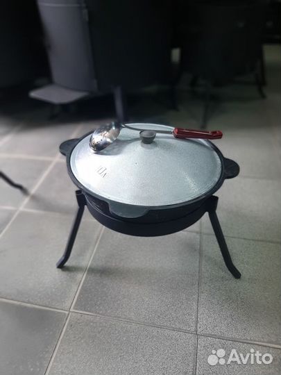 Казан чугунный узбекский 10 л с триногой