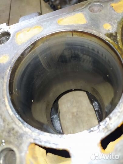 Блок цилиндров 11183