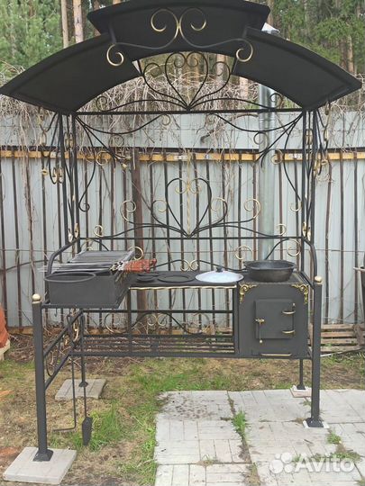 Кованый мангал с печью