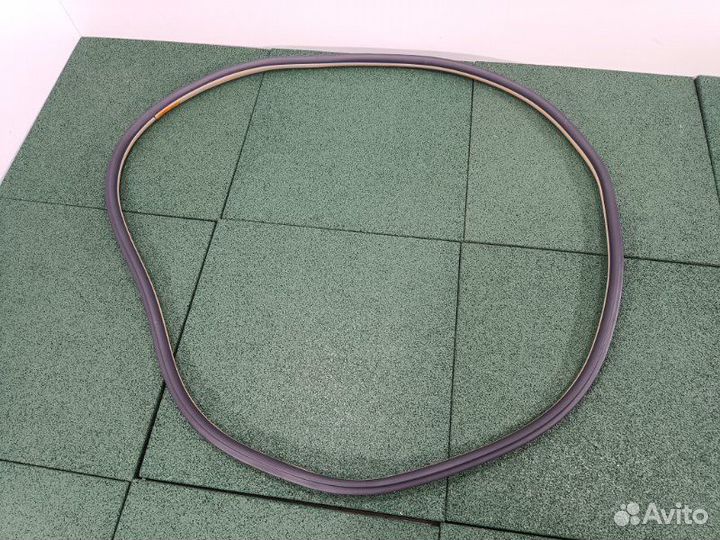 Уплотнитель проема двери задний правый Honda