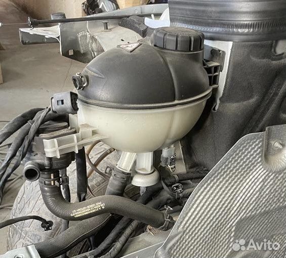 Расширительный бачок Мерседес w212 w218