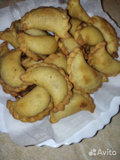 Полуфабрикаты-заморозка и готовые торты на заказ