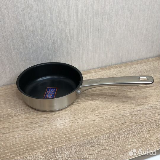 Новый набор кастрюль Attribute