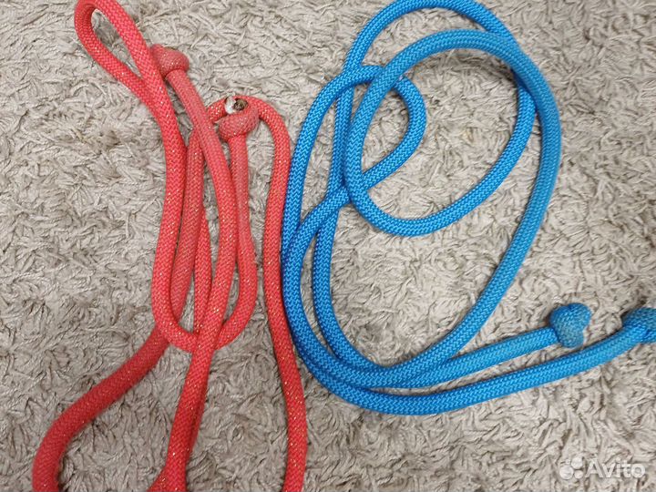 Гимнастическая скакалка