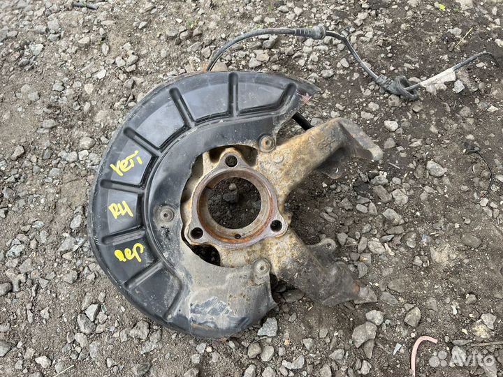 Поворотный кулак Skoda Yeti цети