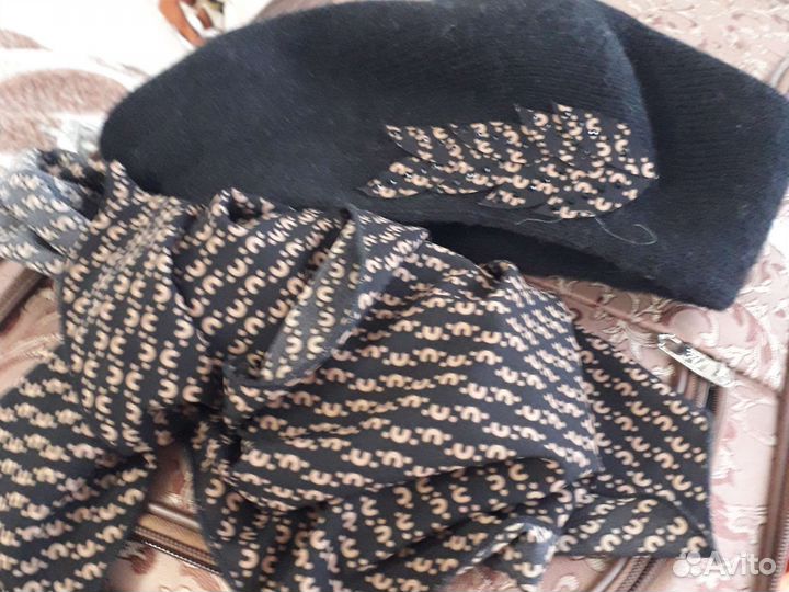 Женский шарф и берет