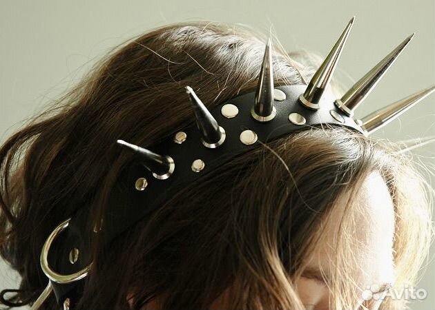 Мастер класс с выездом. шипы и клепки