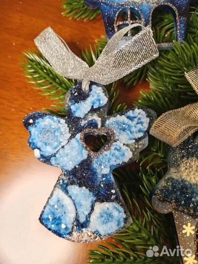 Новогодние игрушки из эпоксидной смолы