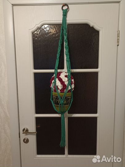 Кашпо для цветов подвесное