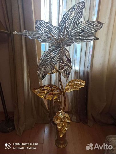 Светильник-цветок