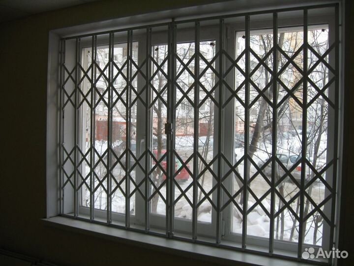 Металлические/Раздвижные решетки на окна/двери