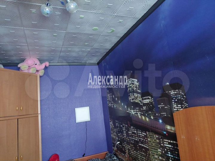 2-к. квартира, 42 м², 1/4 эт.