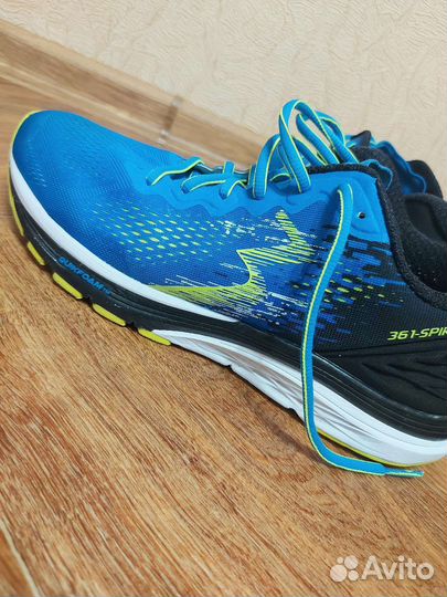 Кроссовки беговые 361-Spire 3