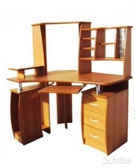 Компьютерный стол