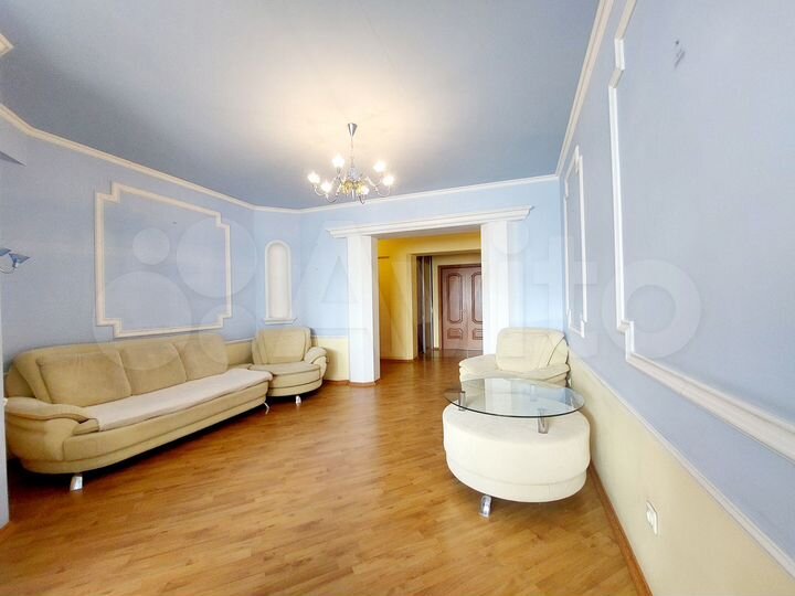 3-к. квартира, 109,7 м², 7/10 эт.