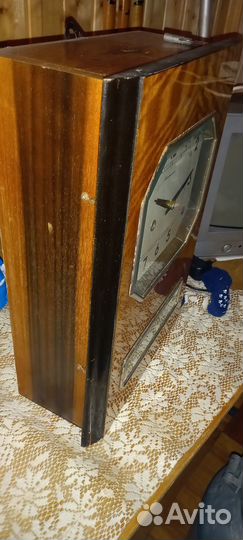 Часы янтарь с боем