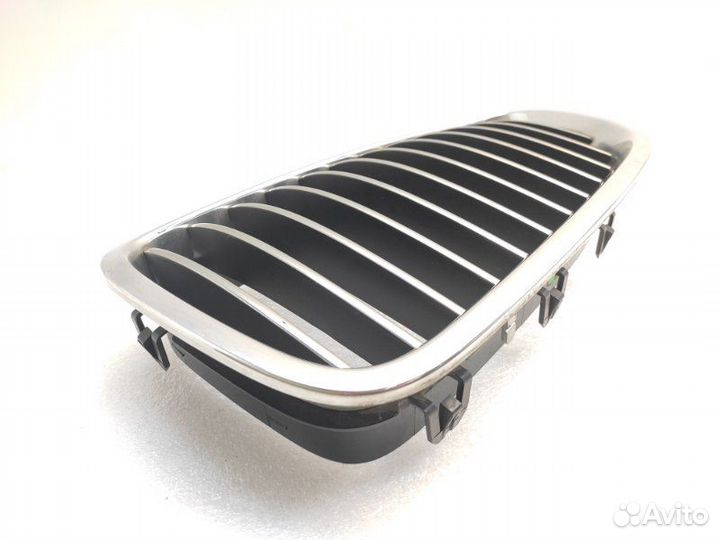 Решетка радиатора передняя левая Bmw 5-Series F10