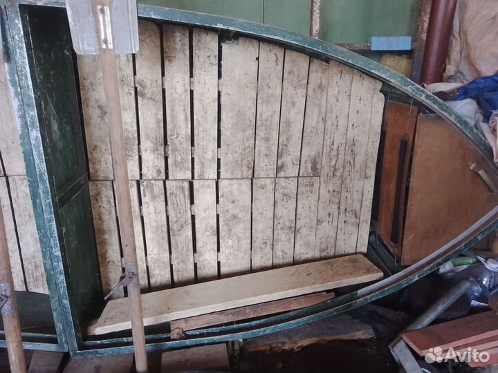 Лодка с мотором