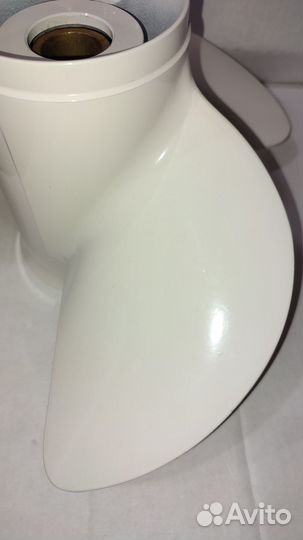 Винт Yamaha 60-140, F70-F130 (3x13x18)