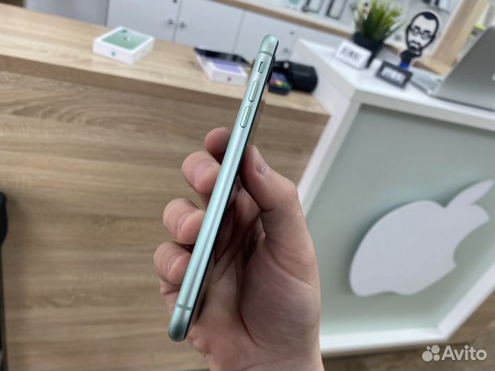 iPhone 11, 128 ГБ