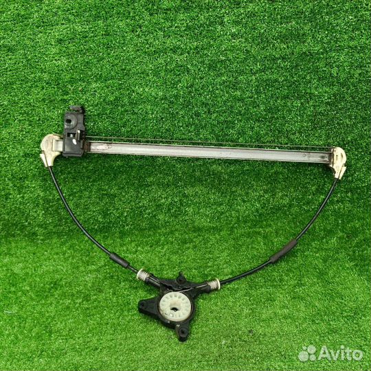 Стеклоподъемник задний левый Mazda 3 BK 2005