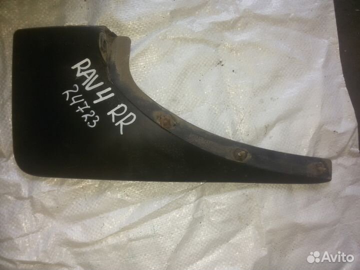 Брызговик Toyota RAV4 30 2006-2012