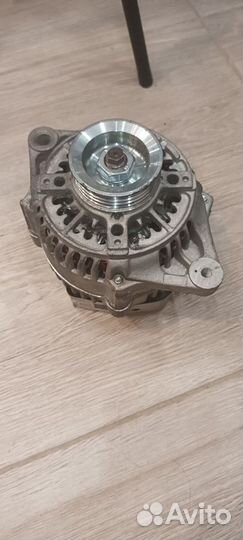 Генератор Suzuki LG2454 31400-77E24 70A14B