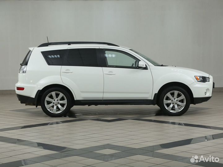 Mitsubishi Outlander 2 CVT, 2011, 232 500 км