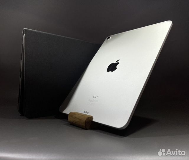 Планшет Apple iPad Pro 11 (1-го поколения) (2018)