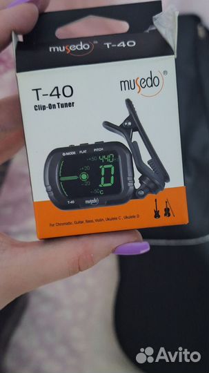 Акустическая гитара