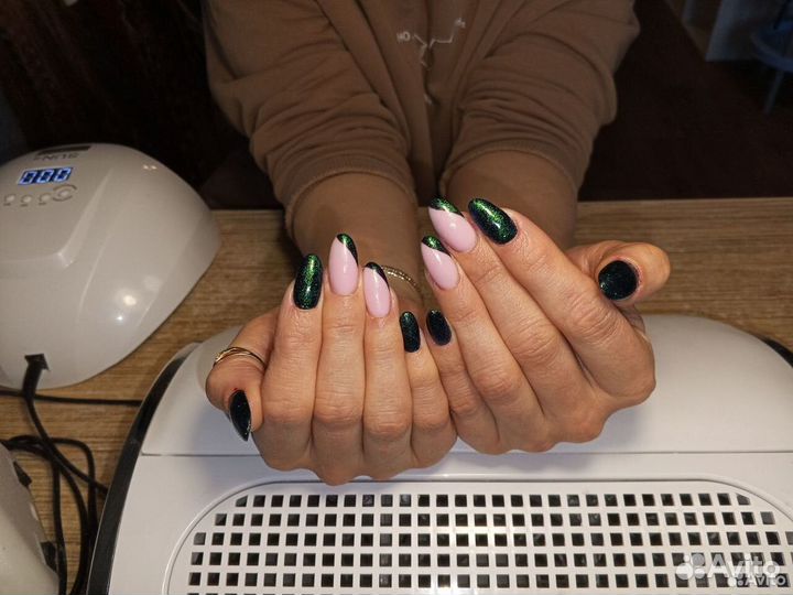 Мастер маникюра и педикюра