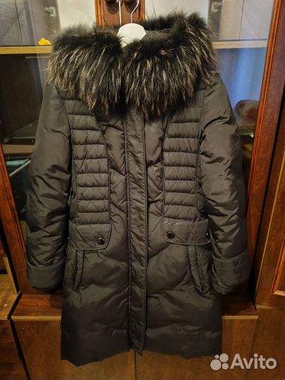 Пуховик женский бу 42 44