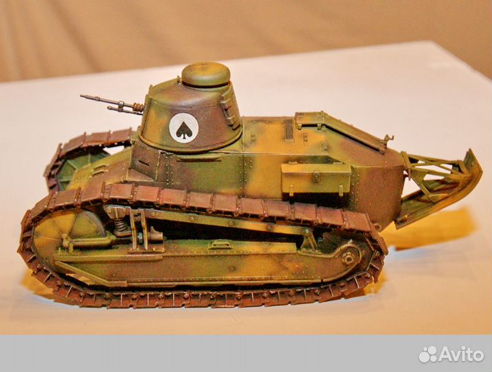 1/35 модель танка Гочкисс Рено Панар амх Шар 2С