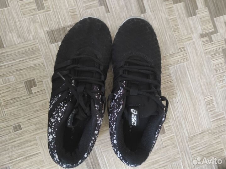 Обувь пакетом