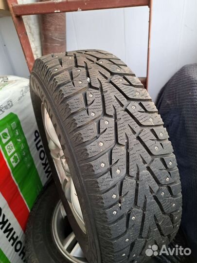 Yokohama Ice Guard IG55 235/60 R16 104T