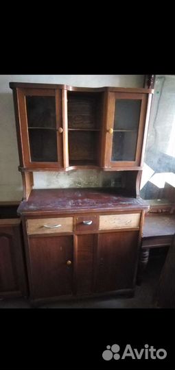 Старинный буфет