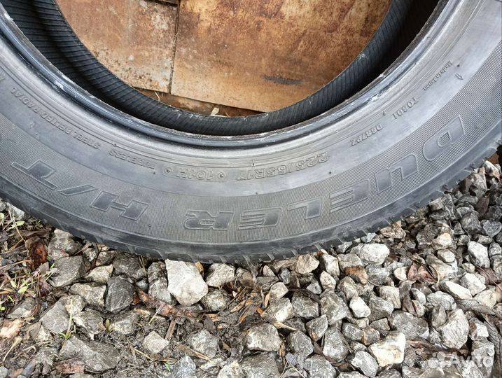 Bridgestone Dueler H/T D687 225/65 R17 101H